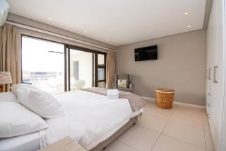26 Bronze Beach Umhlanga Rocks - Durban - 9