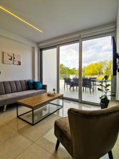 Phaedrus Living - Seaside Deluxe Flat Harbour 106 - Paphos - 1