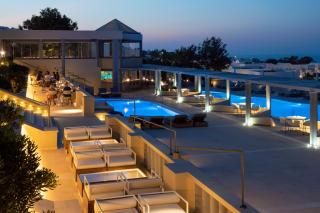 The Majestic Hotel - 9