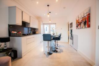 Surbiton Luxury Garden House 19A - Surbiton - 5