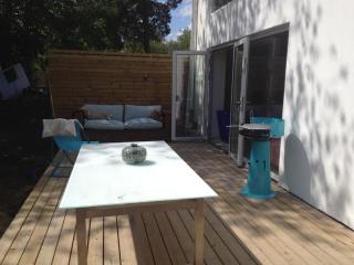 townhouse on Arlanda Stockholm metro line - easy checkin - 1