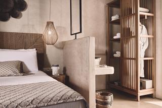Noon Beyond Accommodation - Pollonia - 5