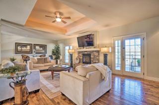 Group Winter Retreat! Stunning Villa Near SDC - 1