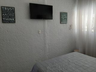 Apartamento con entrada independiente y jardín - 4