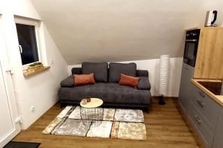 Kleine, gemütliche Dachgeschosswohnung - Ober-Laudenbach - 4