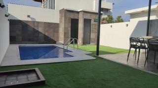 New House with Private Pool - 9