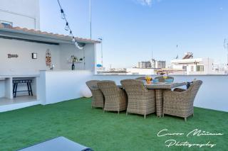 Apartamento con gran azotea - 0