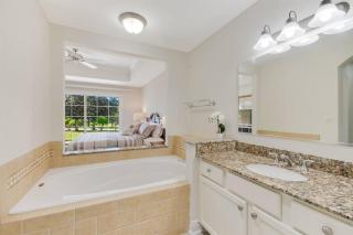 ELEGANT, COMFORTABLE, INEXPENSIVE... REUNION RESORT - Kissimmee - 5