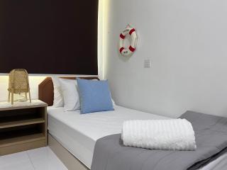 EE's Beach House - Homestay 3 min walk to beach - 2