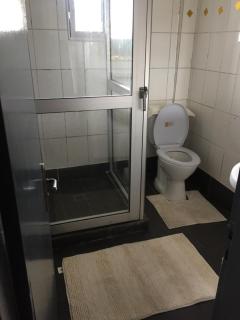 ABT Apartments Bonapriso-7Mins From Airport - Douala - 3