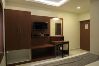 Lily Inn Hotel & Restaurant - Bhubaneshwar - 9