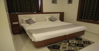Lily Inn Hotel & Restaurant - Bhubaneshwar - 7