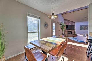 Modern Fayetteville Home Less Than 1 Mi to U of A! - Fayetteville - 3