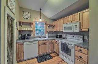 Pristine Cottage with Access to the Trent River - New Bern - 1