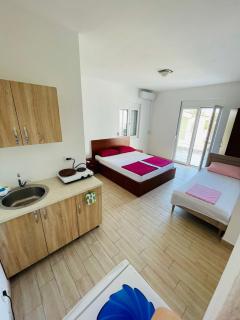 Apart Hotel White Pearl - 2