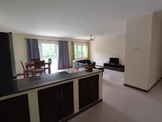 Jaidss Holiday Apartments 1 - Mahe - 3