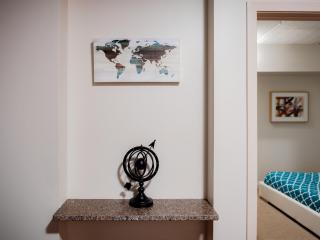 2BR Fully Furnished Apartment in downtown - Great location apts - 3