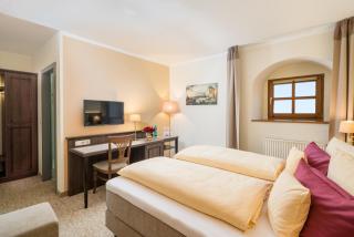 Schlosshotel Klaffenbach - 8