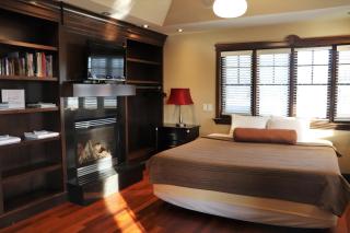 Westmount River Inn - 1