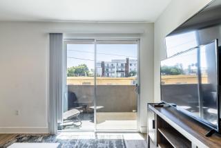 Fully furnished 3BR Apartment on Poinsettia Pl apts - 7