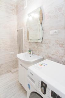 Deribas Apartments - Odessa - 3