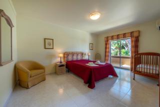 Villa with Garden and Pool - Vilamoura - 3