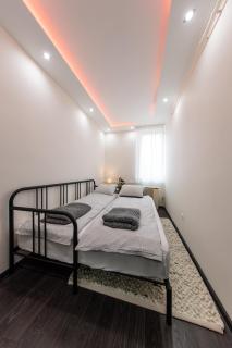 Spacious 3-room apartment with free parking - Budapest - 4