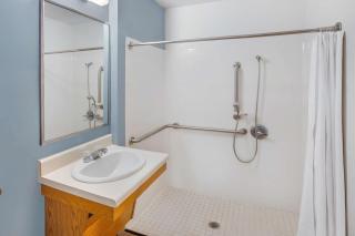 WoodSpring Suites Pharr - 1
