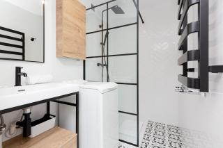 City Center Mezzanine Studio Chmielna by Noclegi Renters - Warsaw - 2