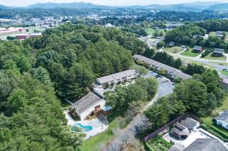 Mountain Meadows by Exploria Resorts - Pigeon Forge - 1