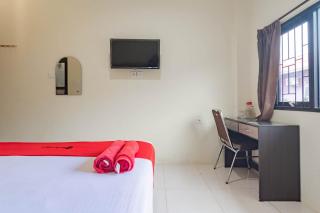 RedDoorz near Arka Sepinggan Airport Balikpapan - Balikpapan - 6