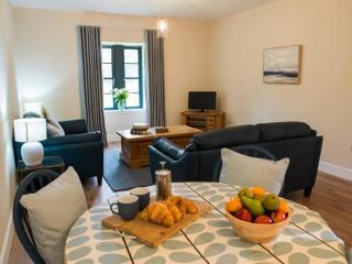 Stunning Edinburgh 1820s stables converted studio - 7