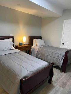 Charming Boston Retreat 3BR Parking Perfect for Families & Groups - Revere - 7