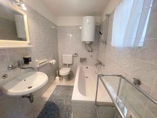 Apartments in Jadranovo 42066 - Jadranovo - 1