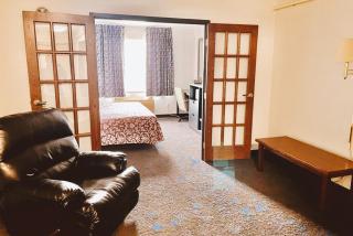 Coratel Inn & Suites by Jasper Northfield - Northfield - 3