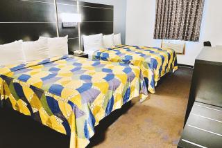 Coratel Inn & Suites by Jasper Northfield - Northfield - 9