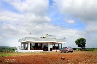 Hotel Ajanta green restaurant and resort - Phardāpur - 8