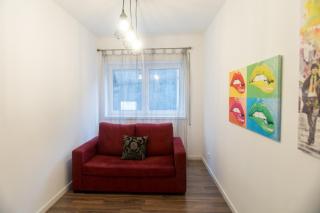 Almada Studios & Suites - 1