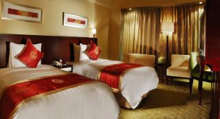 Holiday Inn Shanghai Pudong Nanpu by IHG - Shanghai - 3