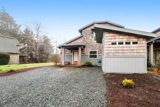 Trees to Sea House - 8