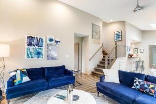 Trees to Sea House - Rockaway Beach - 4