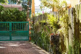 Charming Tagaytay Vacation Home - Tagaytay - 2
