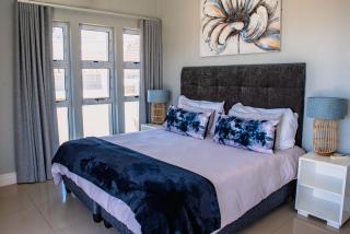 Exclusive Poolside Villa, Humewood - Port Elizabeth - 7