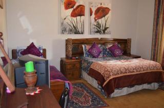 Petra's Country Guesthouse - 9