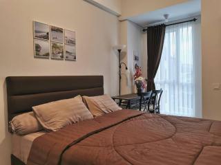 A Peaceful Room at Barsacity Apartment by Ciputra - Seturan - 1