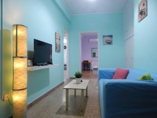 2 Bed Flat - Sleeps 4 - Pets - Parking - Wifi - 5