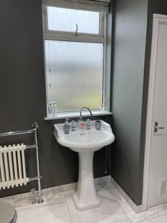 Lennard House - 9