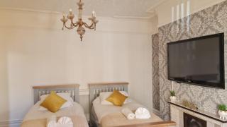 Fairoak Lodge - Newport - 4