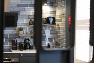 no 12 - Stunning Self Check-in Apartments in Worcester Centre - Worcester - 5