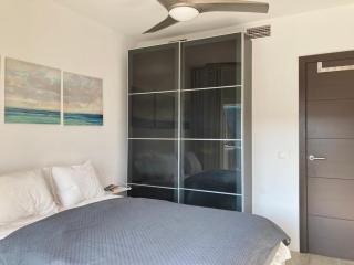 Modern lägenhet med havsutsikt - nära till allt - 5